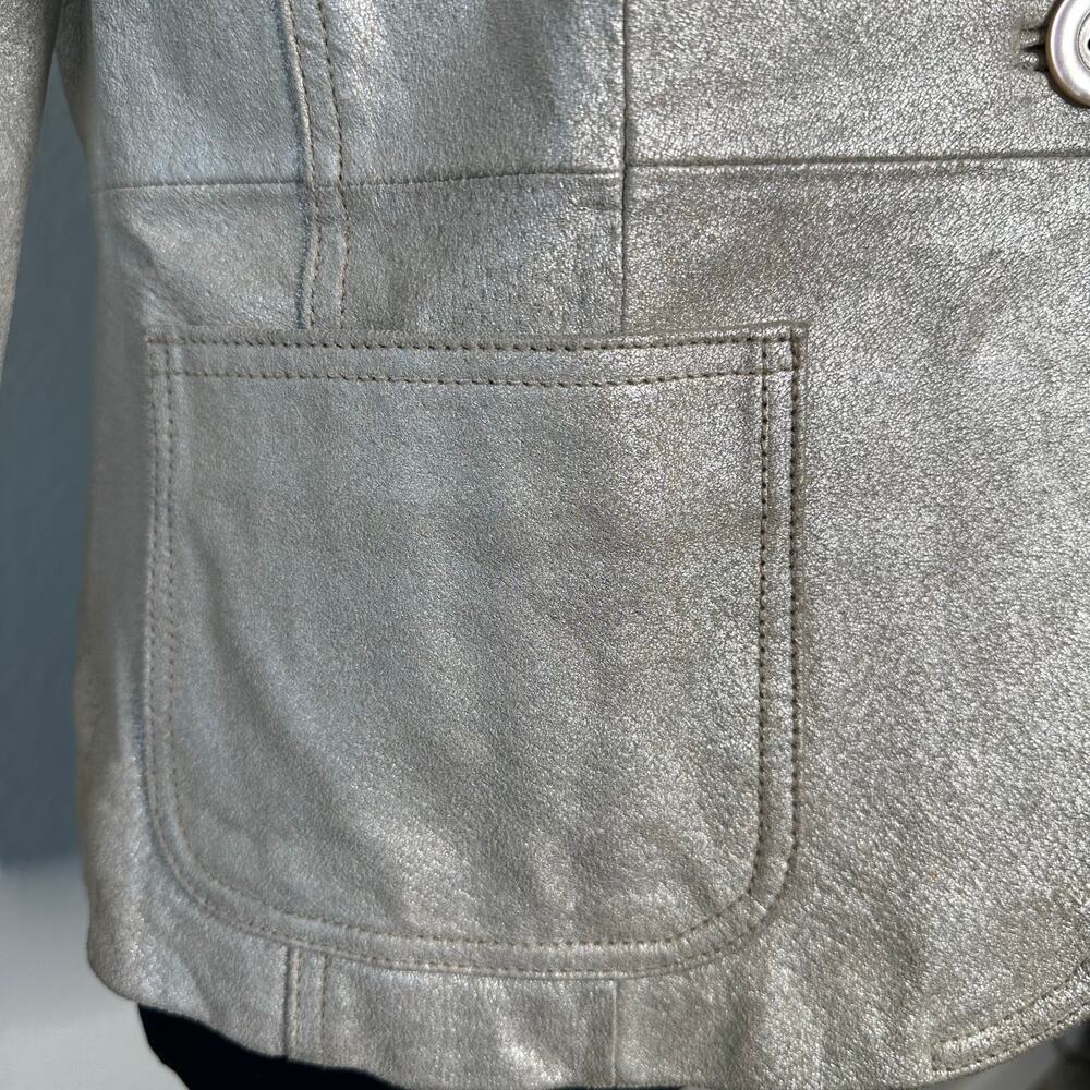 New York & Company Silver Metallic 100% Leather Jacket blazer size 8 - Picture 3 of 4